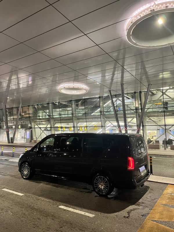 Mercedes-Benz V-Class at the airport at night