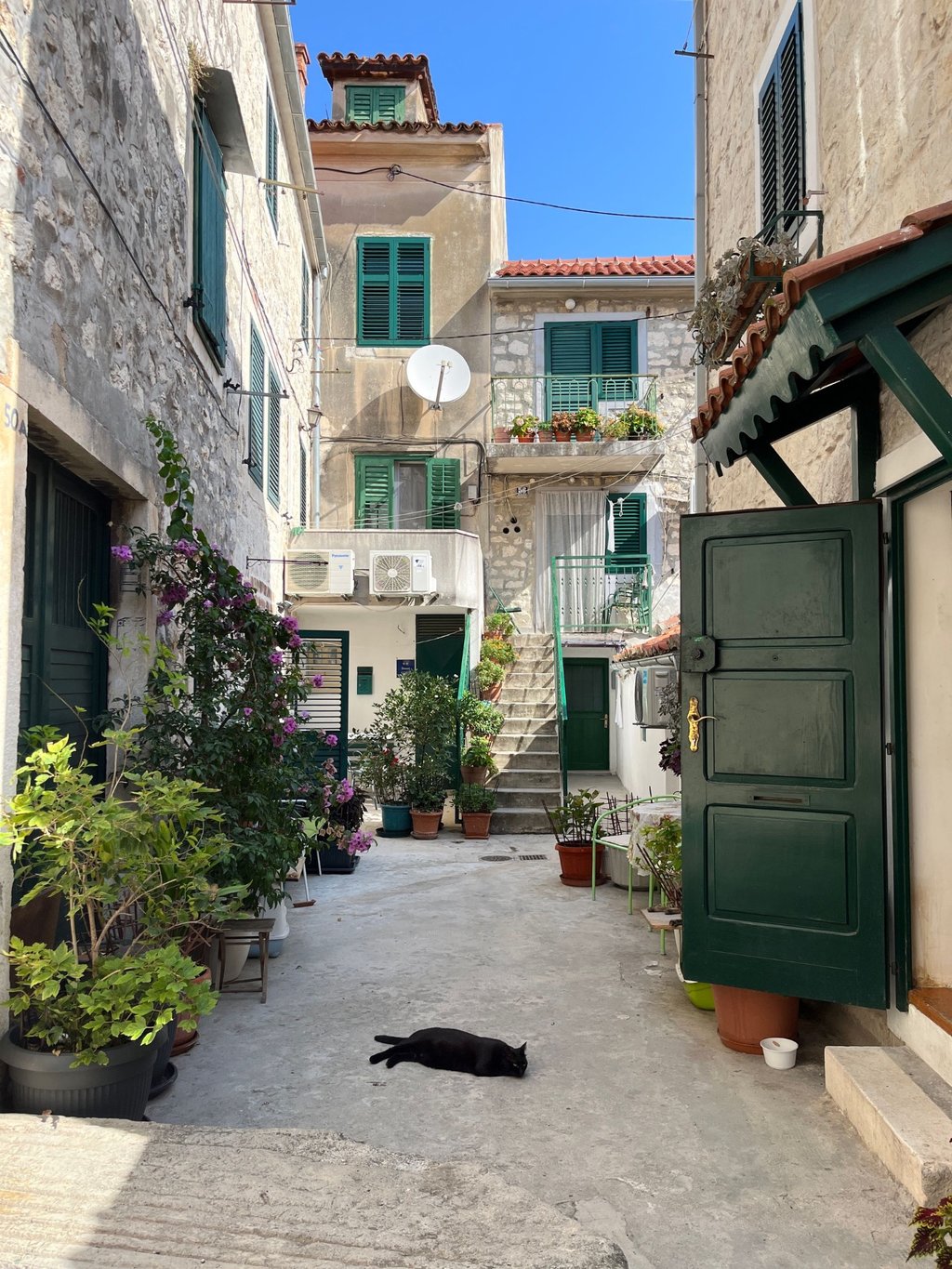 An alley in Split's old town